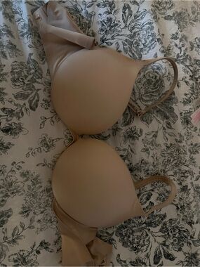 SKIMS Smooth Nude Push-up Bra - Nude